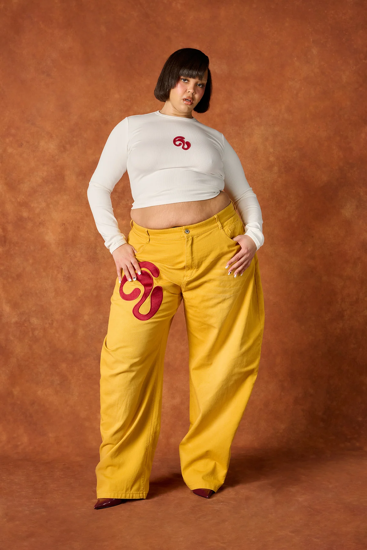 Khala Denim Barrel Leg Logo Embroidered Jeans - Yellow - Image 4