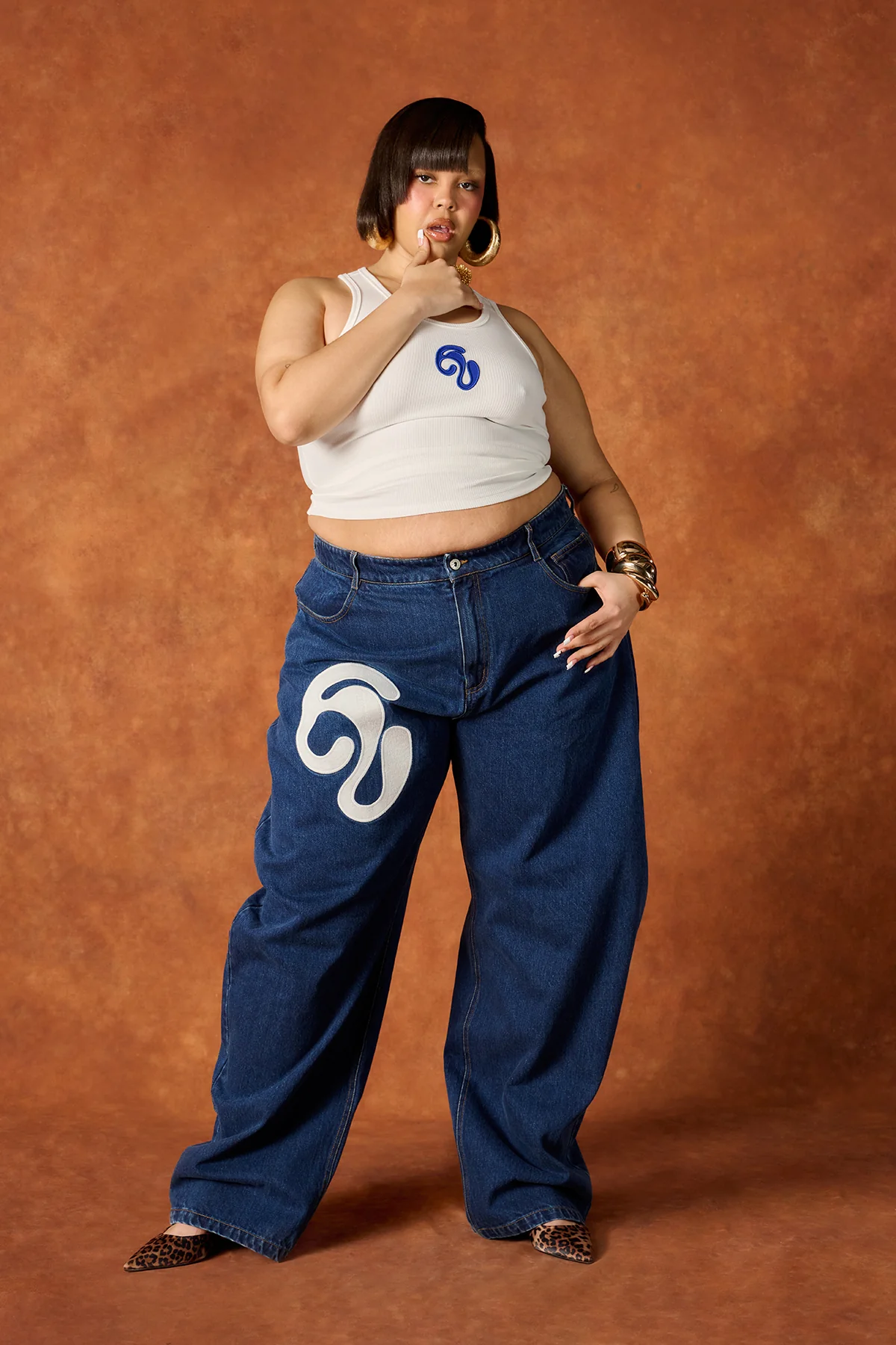 Koa Denim Barrel Leg Logo Embroidered Jeans - Blue Denim - Image 5