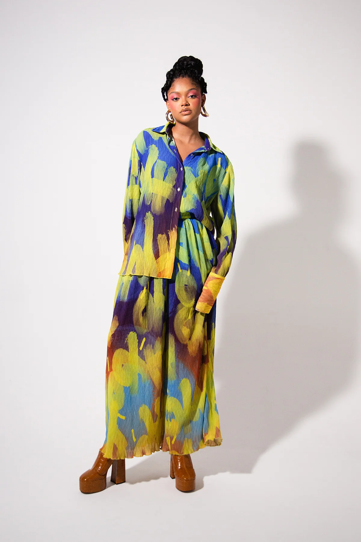 Mawuli Printed Plisse Trousers - Ayo Print Blue - Image 6