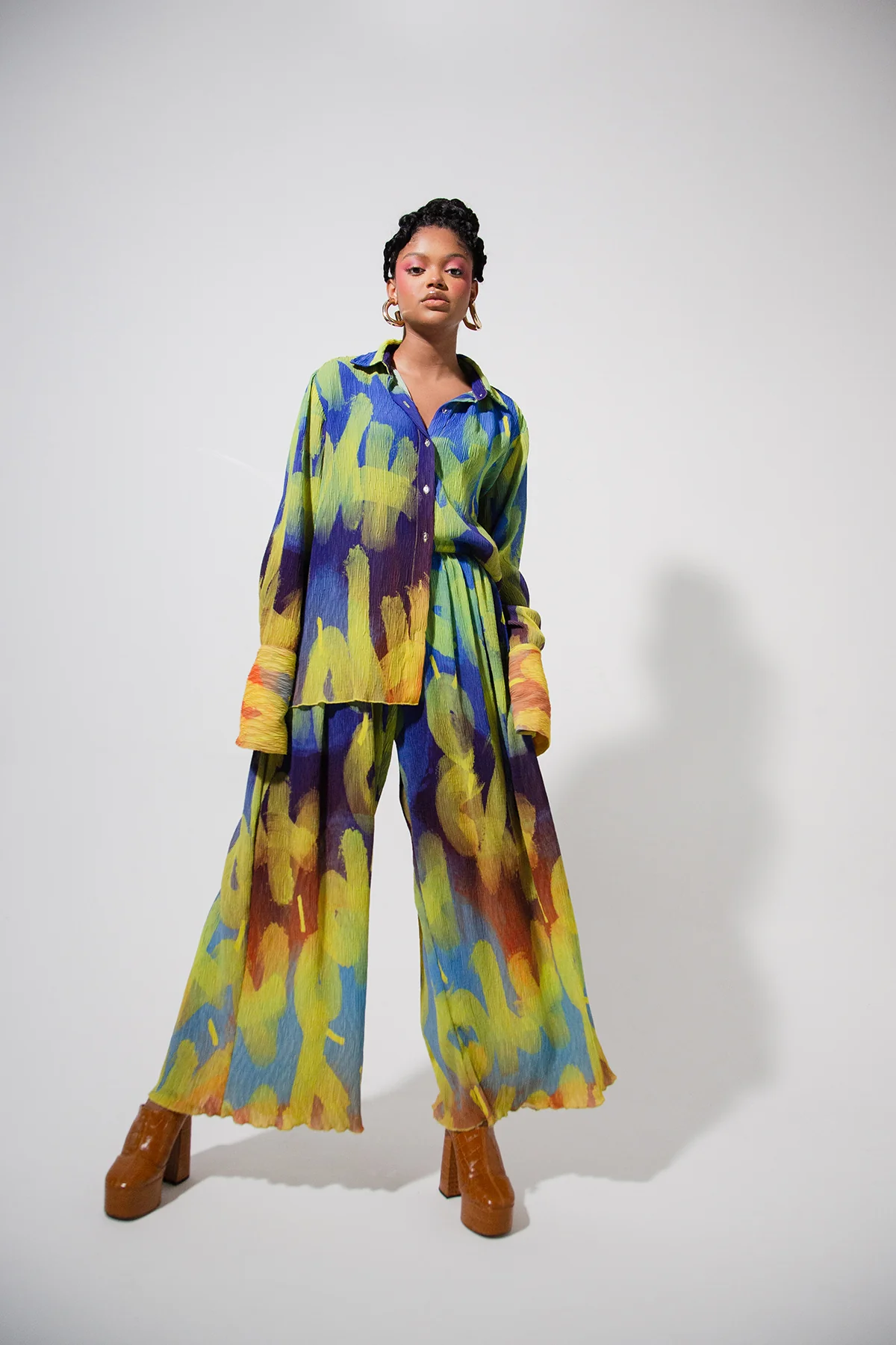 Mawuli Printed Plisse Trousers - Ayo Print Blue - Image 7