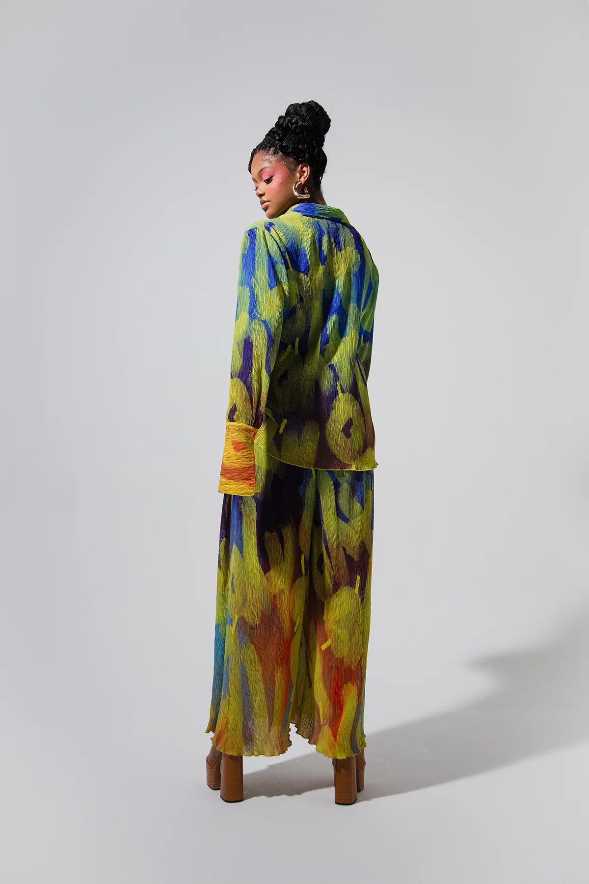 Mawuli Printed Plisse Trousers - Ayo Print Blue - Image 9